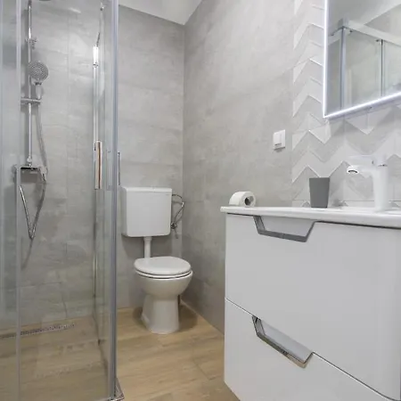 Apartment Laura Omiš Exterior foto